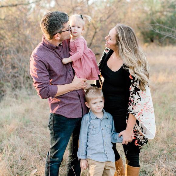 Meet your Posher, Rachel - Picture 1 of 1